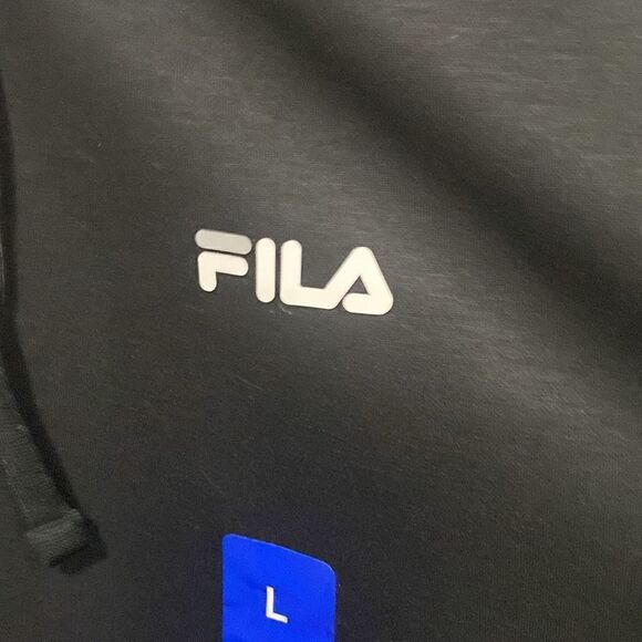 FILA logo hoodie in navy. Men’s S. 55/45 cotton/poly. Like new condition. Sharp! - Picture 6 of 8